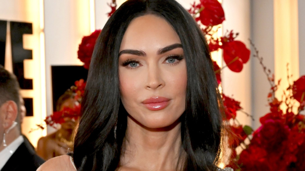 Megan Fox’s Melting Crystal Ball Manicure Is So Freakin’ Magical — See Photos